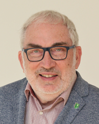 Porträtbild von Dr. Dehnst.